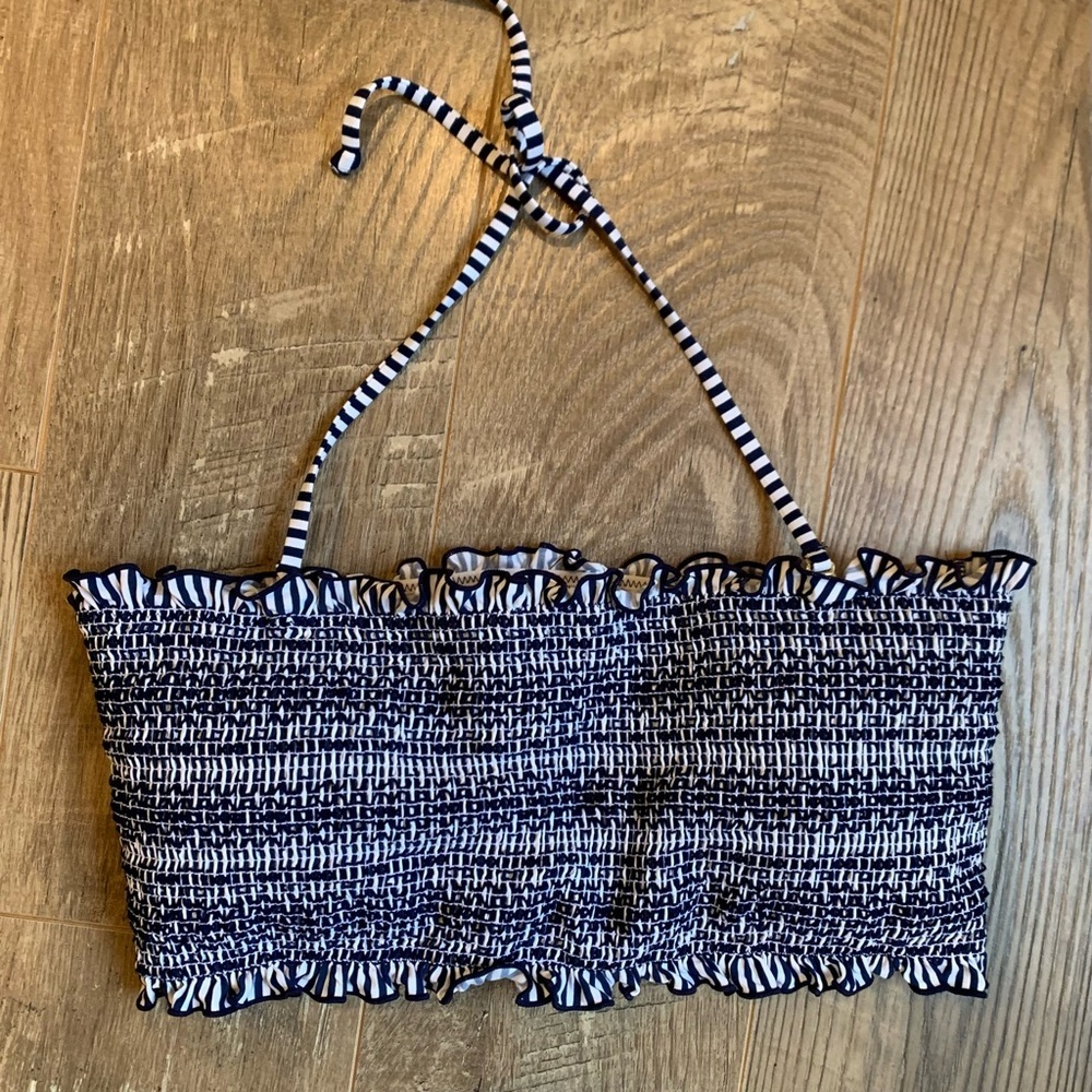 Vineyard Vines Navy & White Smocked Ruffle Bikini Top - L